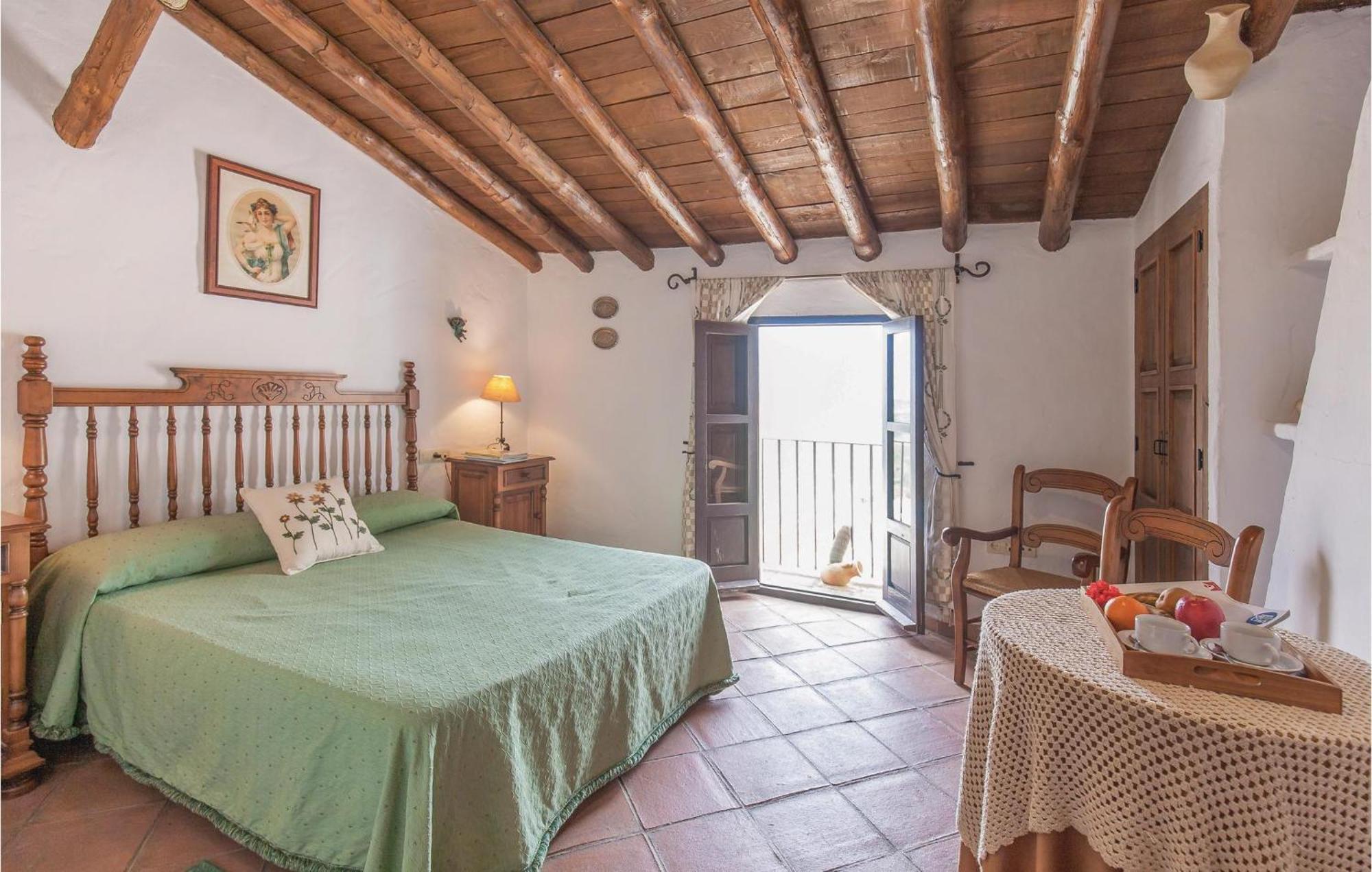 Cozy Home In Zahara De La Sierra With Kitchen Exterior photo